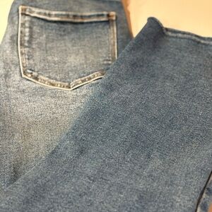 Zara High Waisted Cropped Medium Wash Jeans Six 6